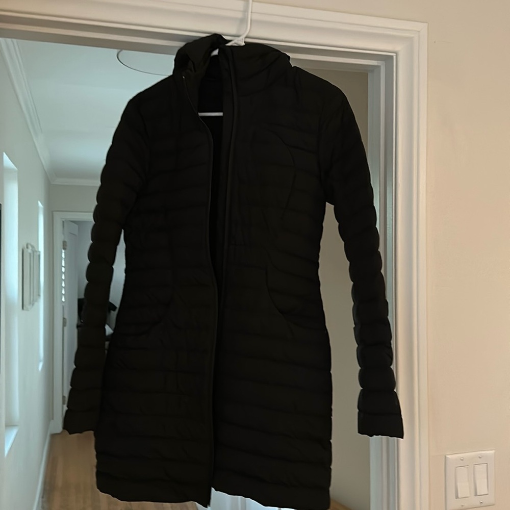 Lululemon women’s puffer/parka